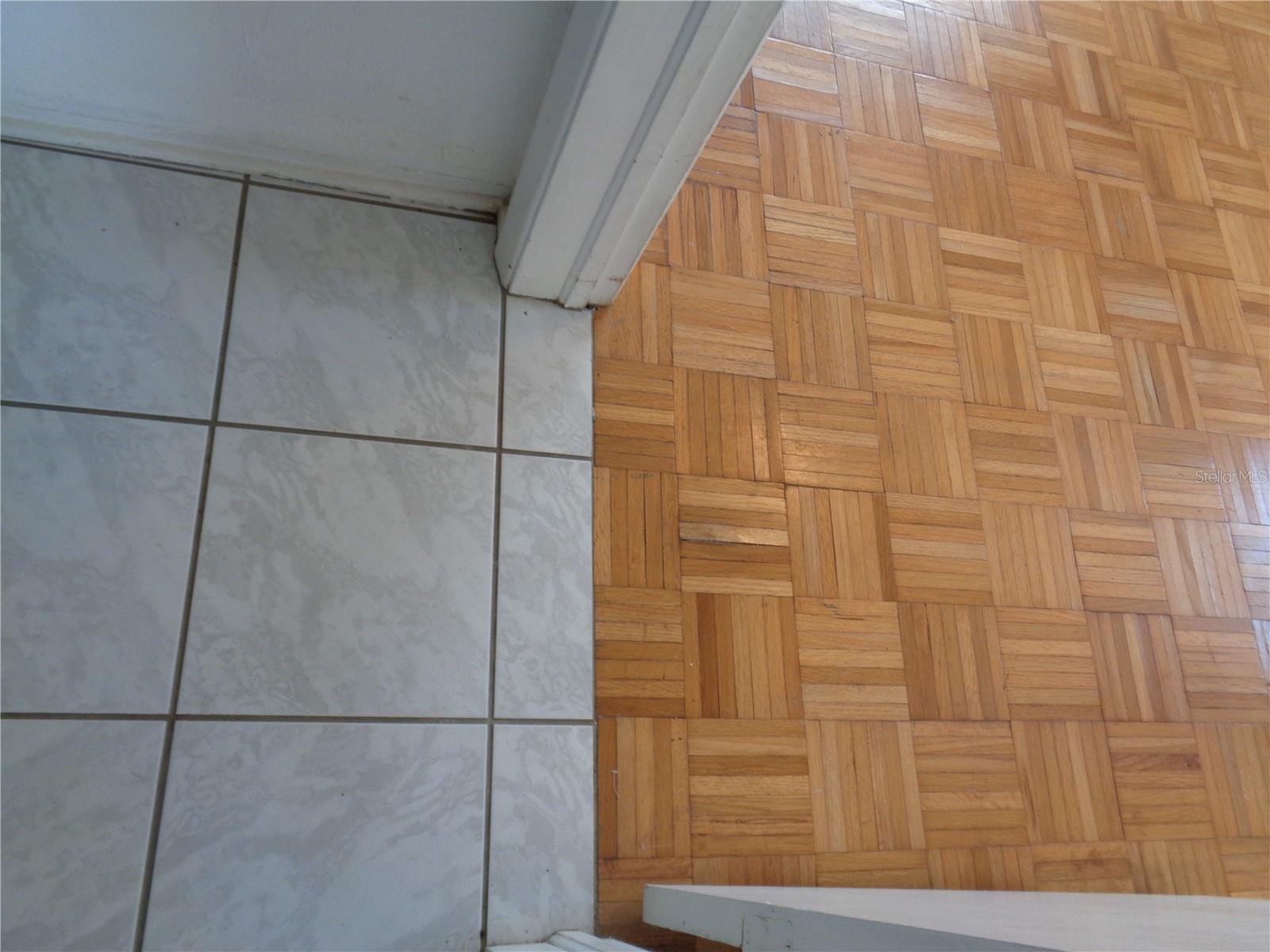 KENSINGTON PARK - Residential