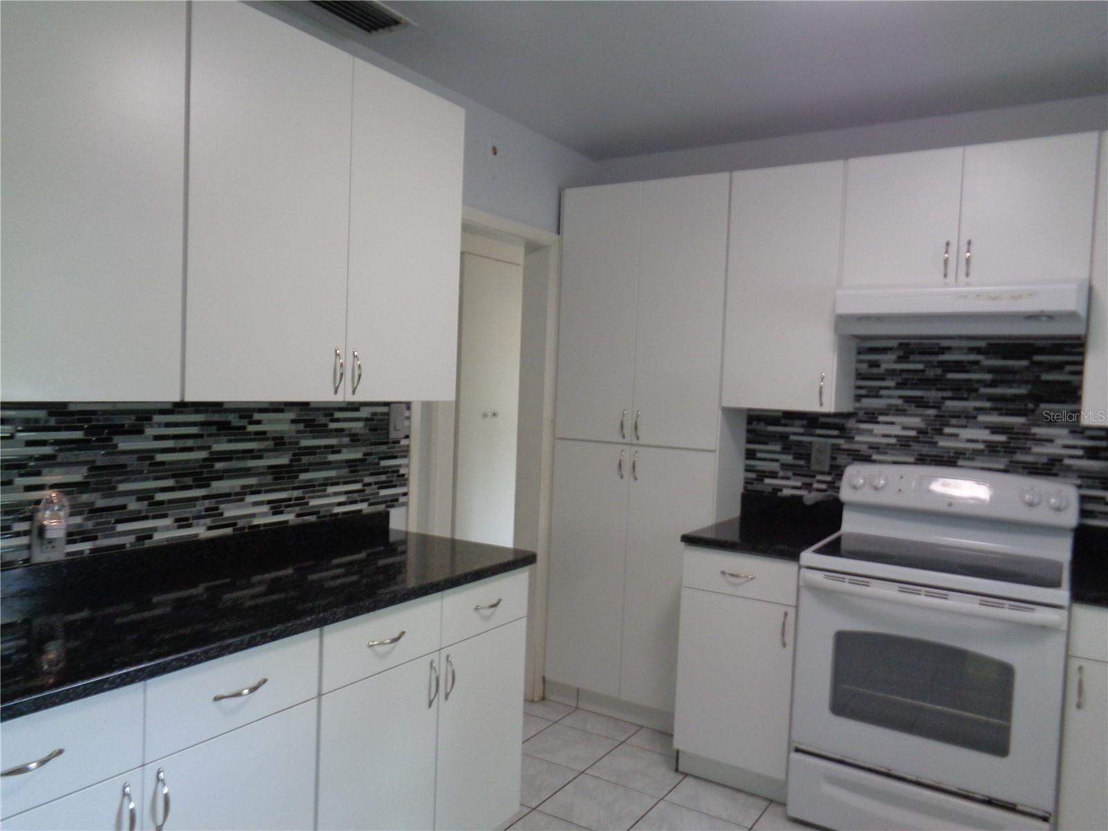 KENSINGTON PARK - Residential