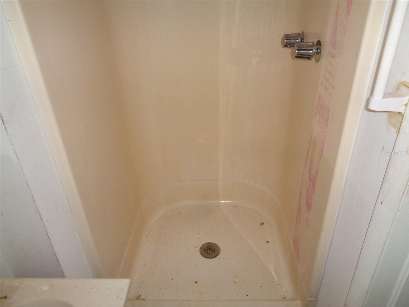 KENSINGTON PARK - Residential