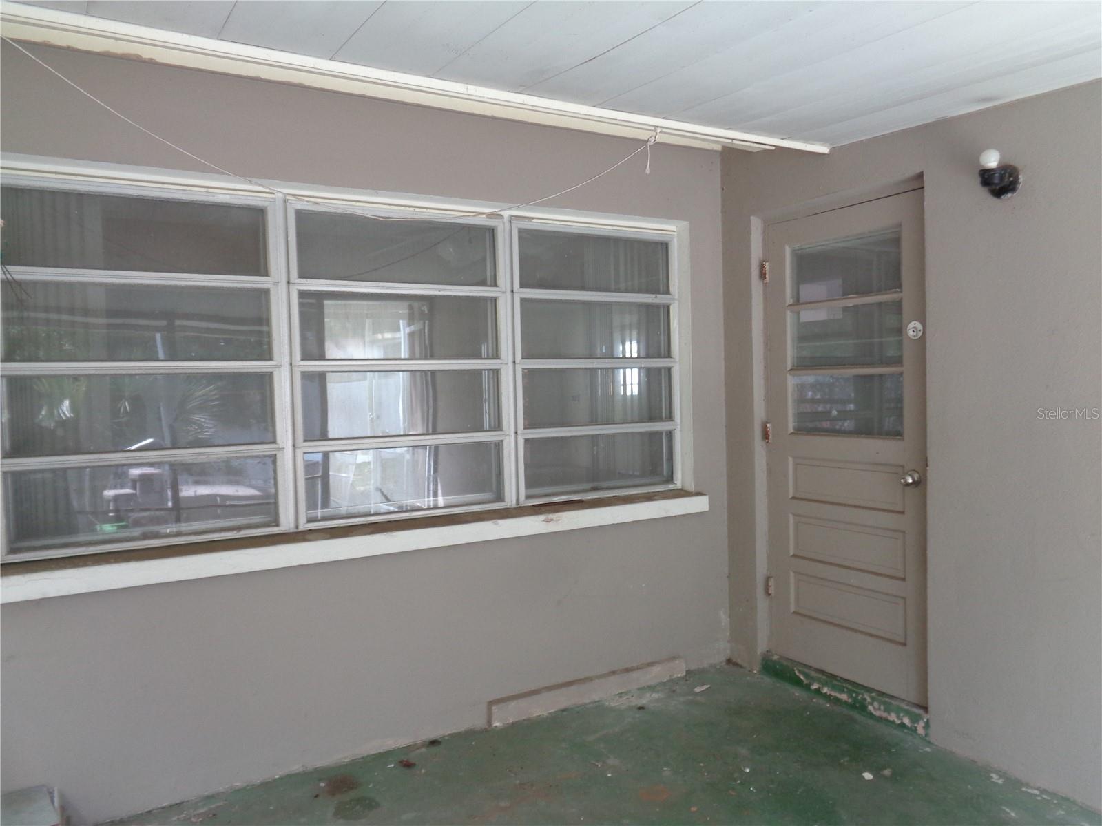 KENSINGTON PARK - Residential