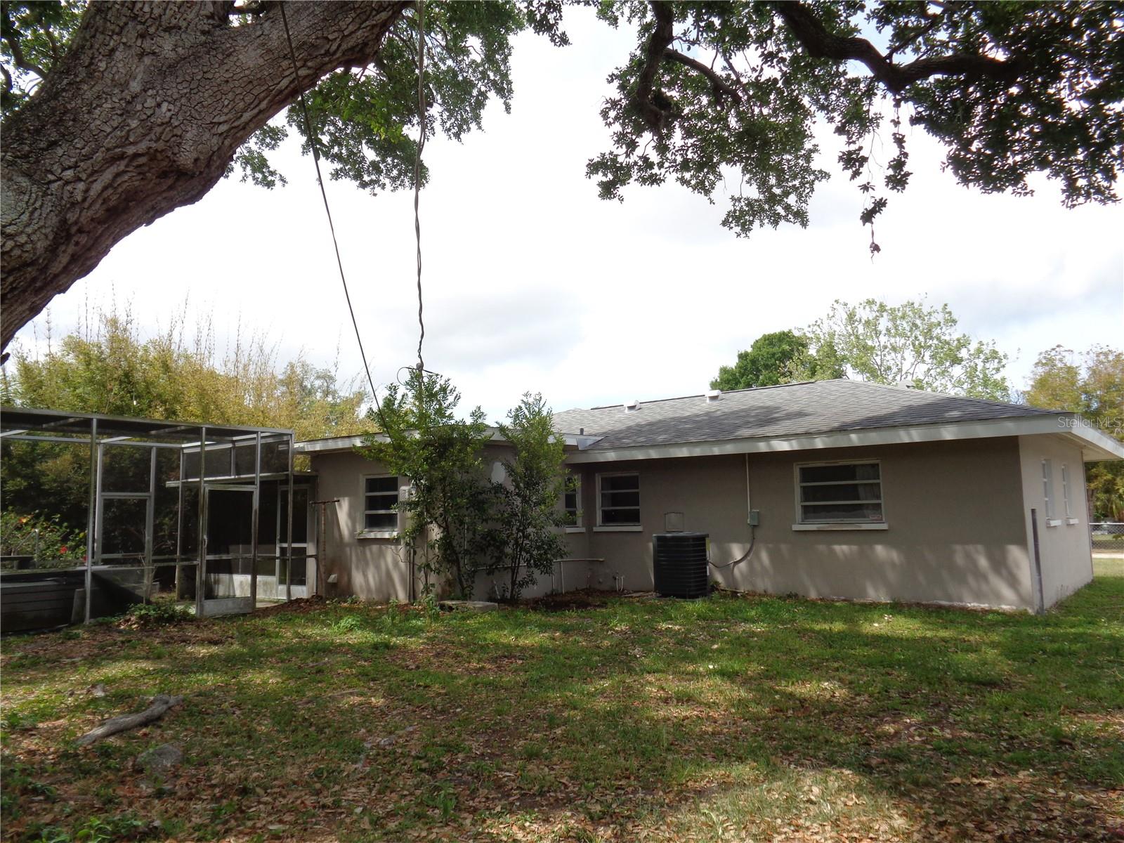 KENSINGTON PARK - Residential