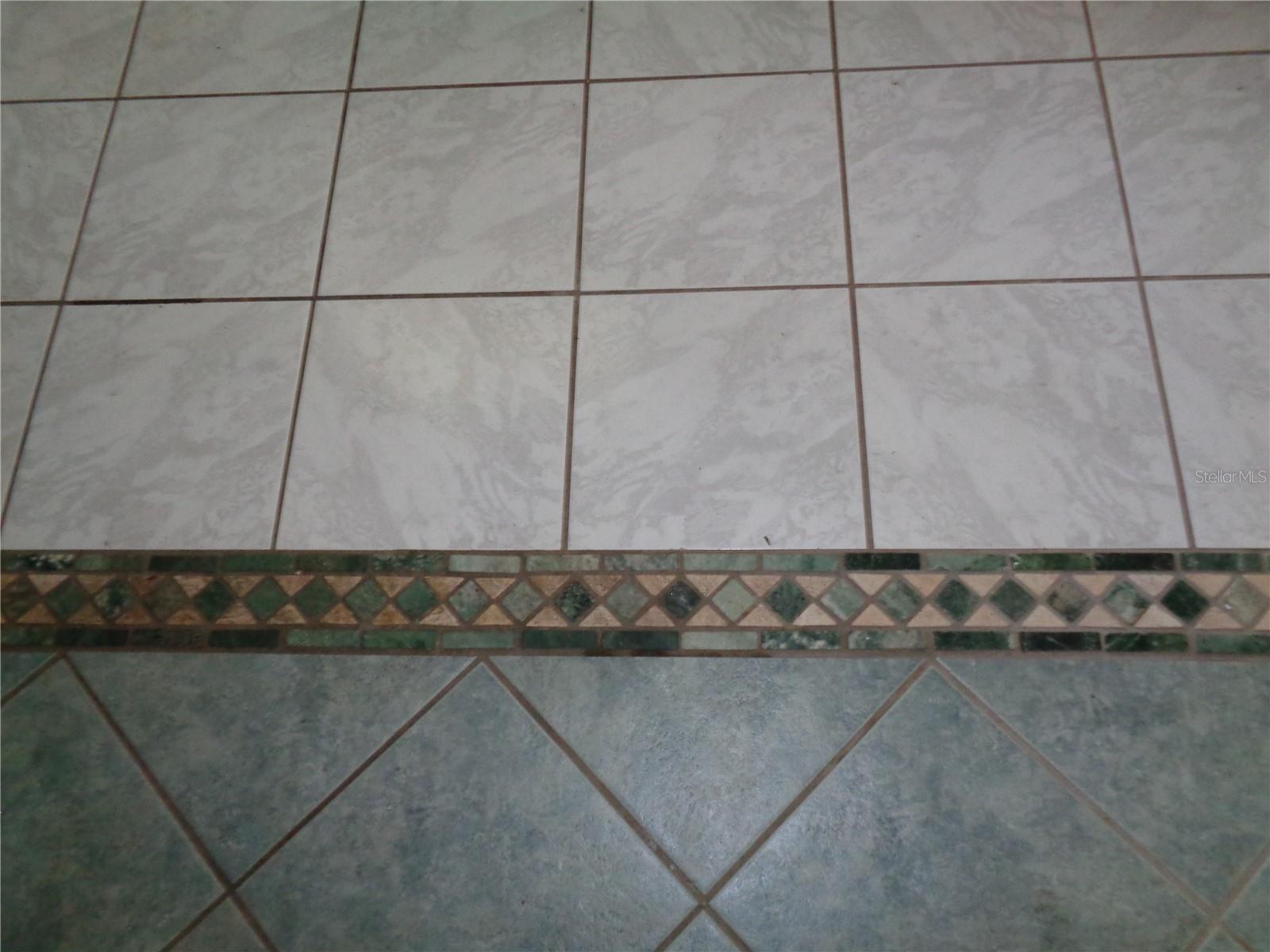 KENSINGTON PARK - Residential