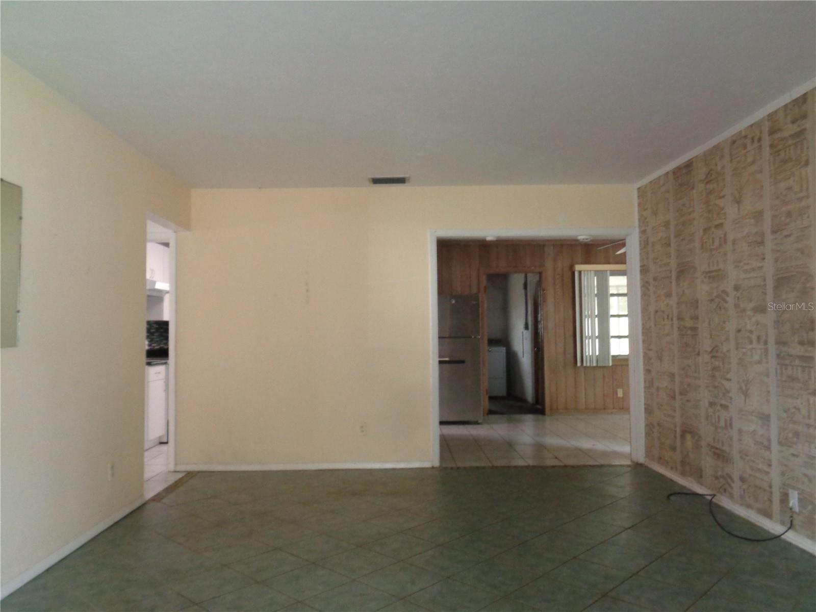 KENSINGTON PARK - Residential