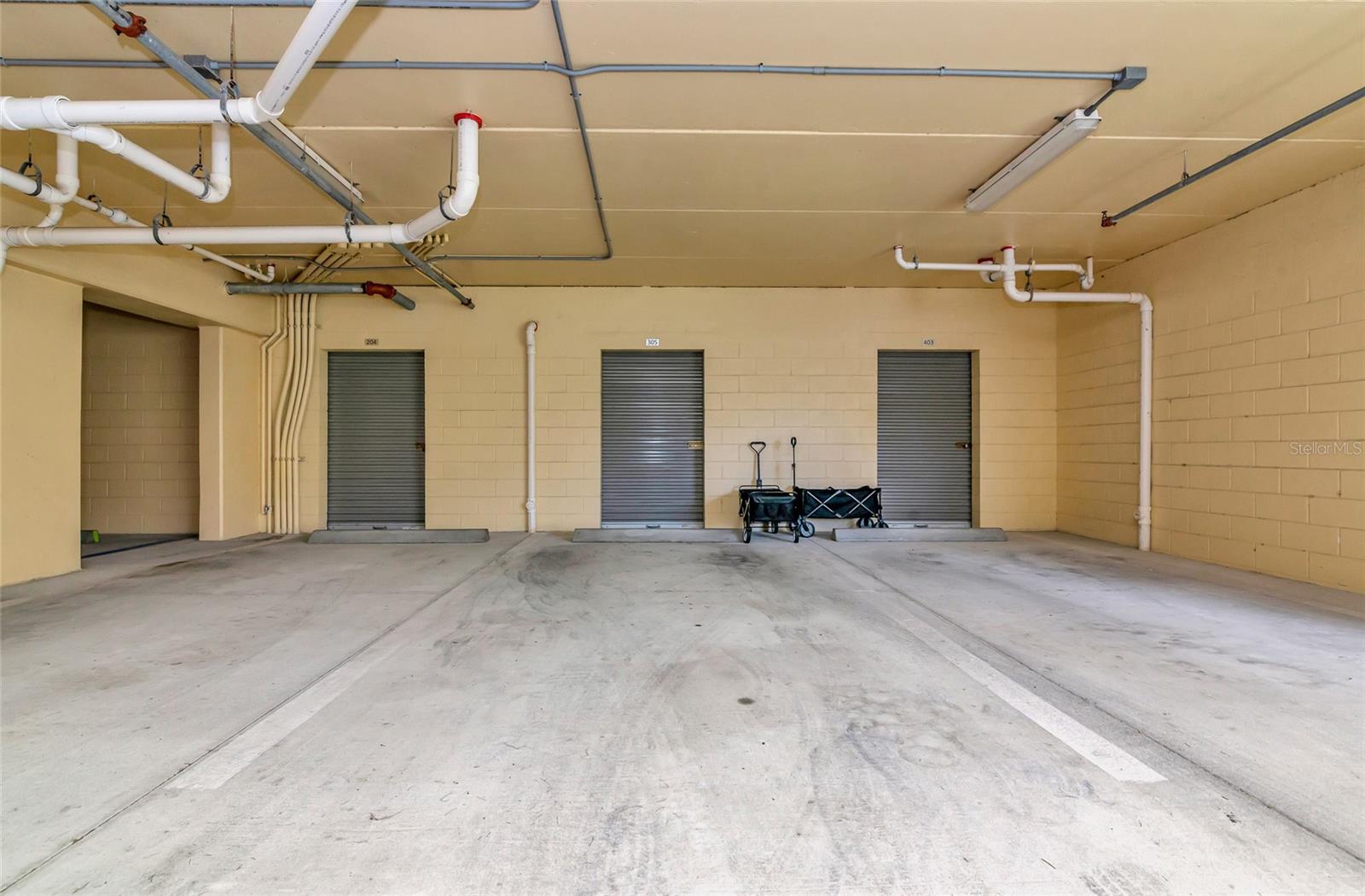 HIDDEN BAY - Residential