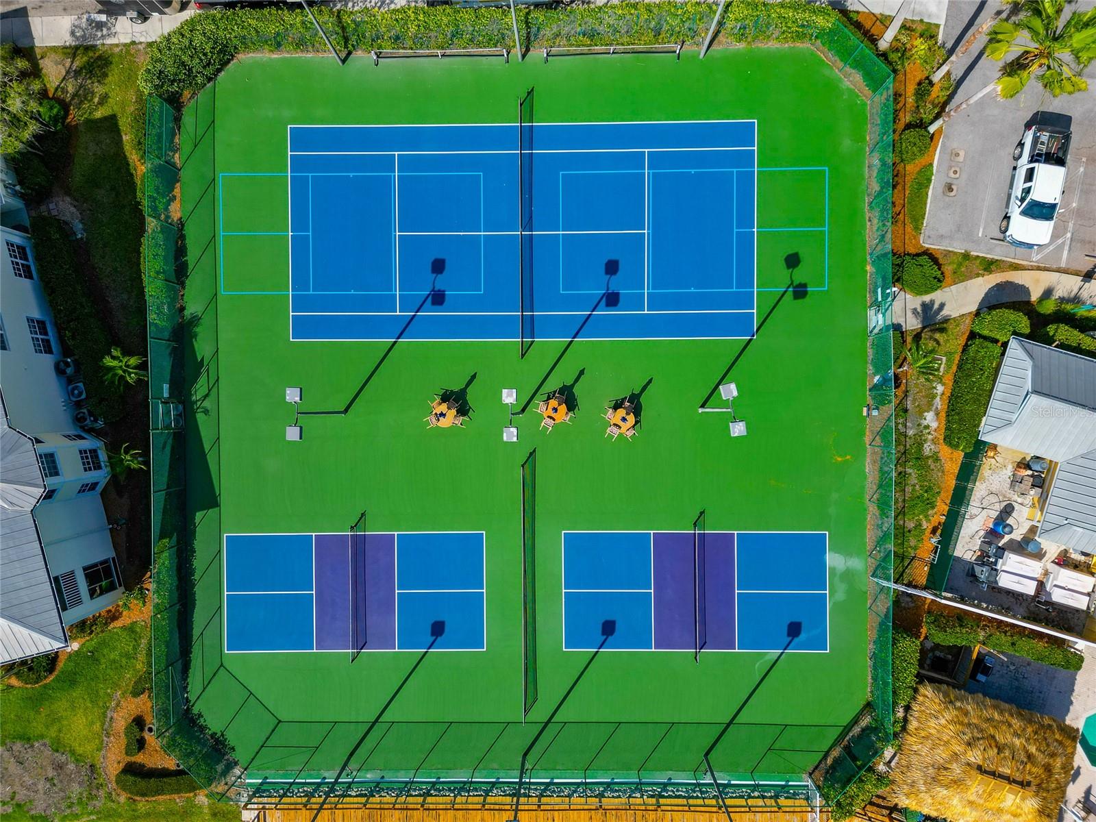 HIDDEN BAY - Residential