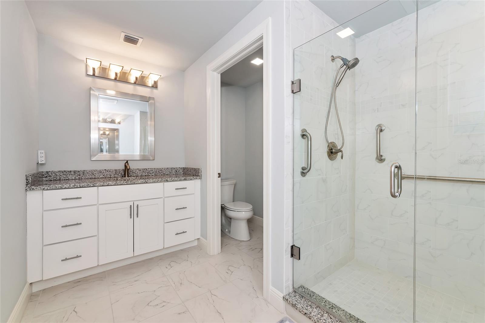 HIDDEN BAY - Residential