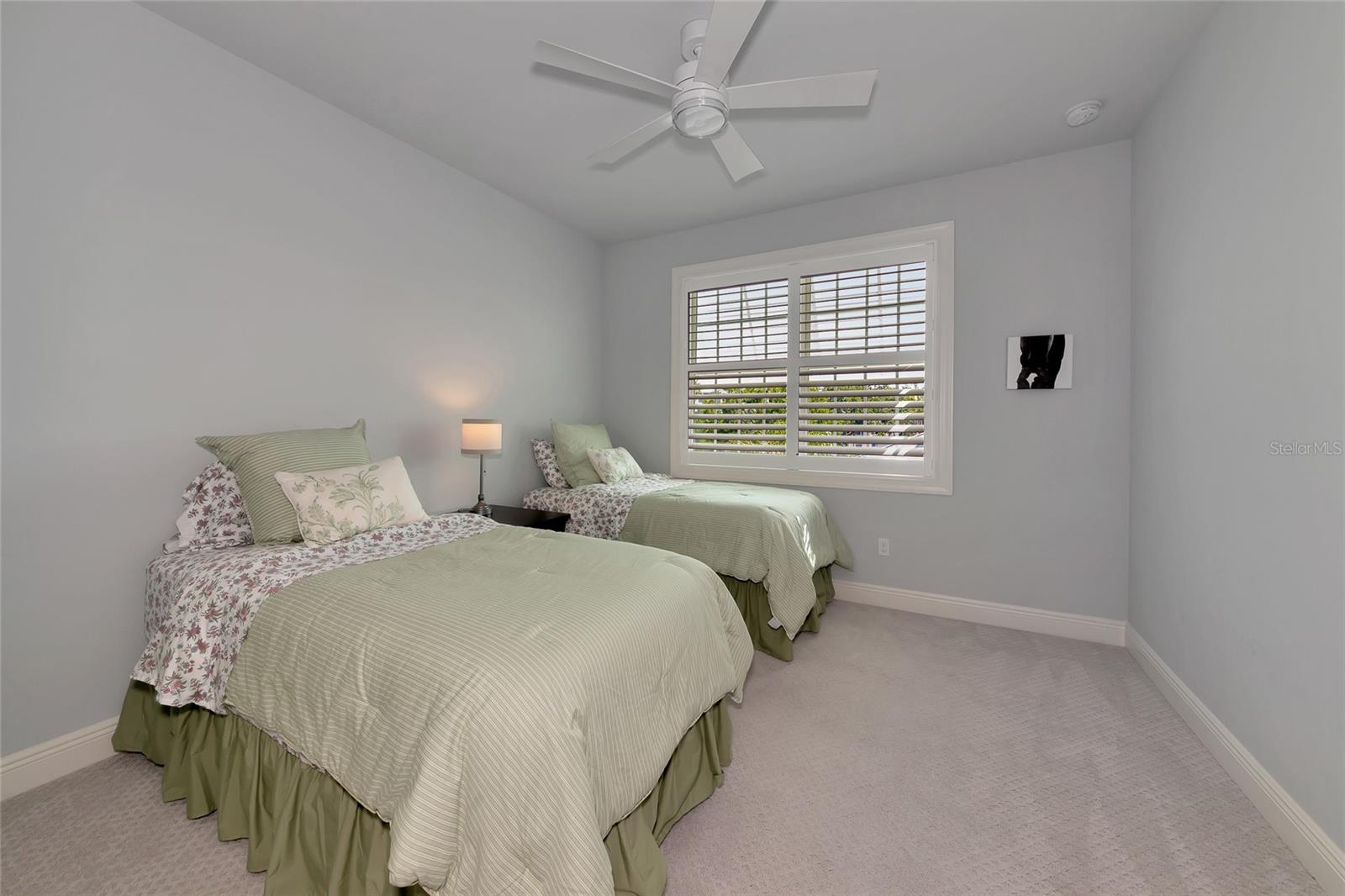 HIDDEN BAY - Residential