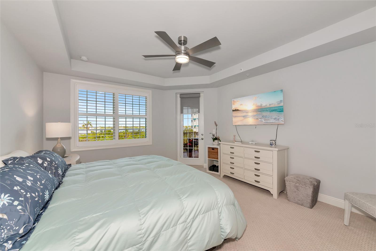 HIDDEN BAY - Residential