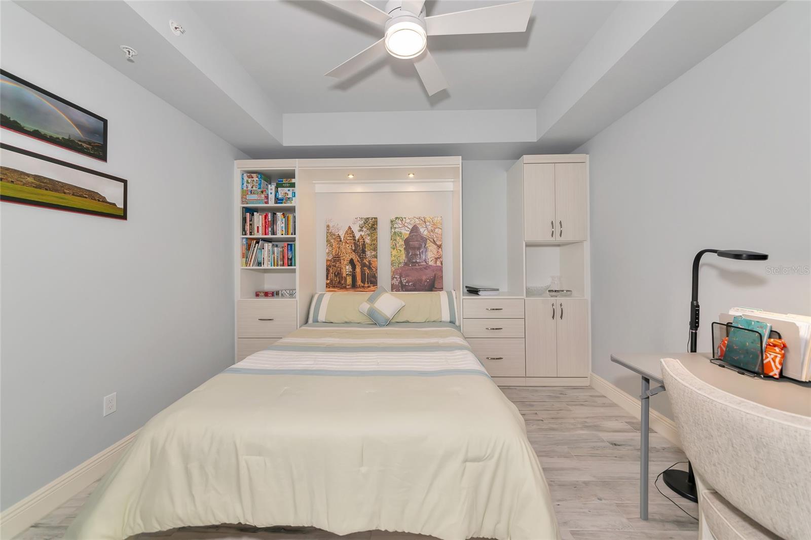 HIDDEN BAY - Residential