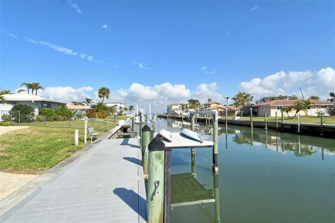 A home in LONGBOAT KEY