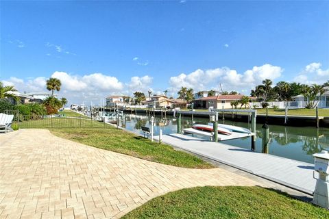 A home in LONGBOAT KEY