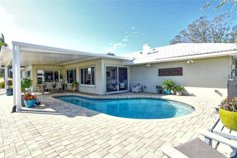 A home in LONGBOAT KEY