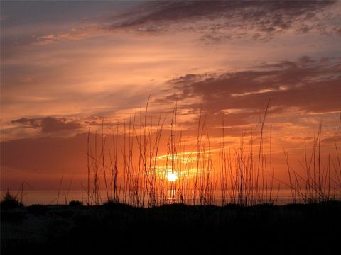 A home in LONGBOAT KEY