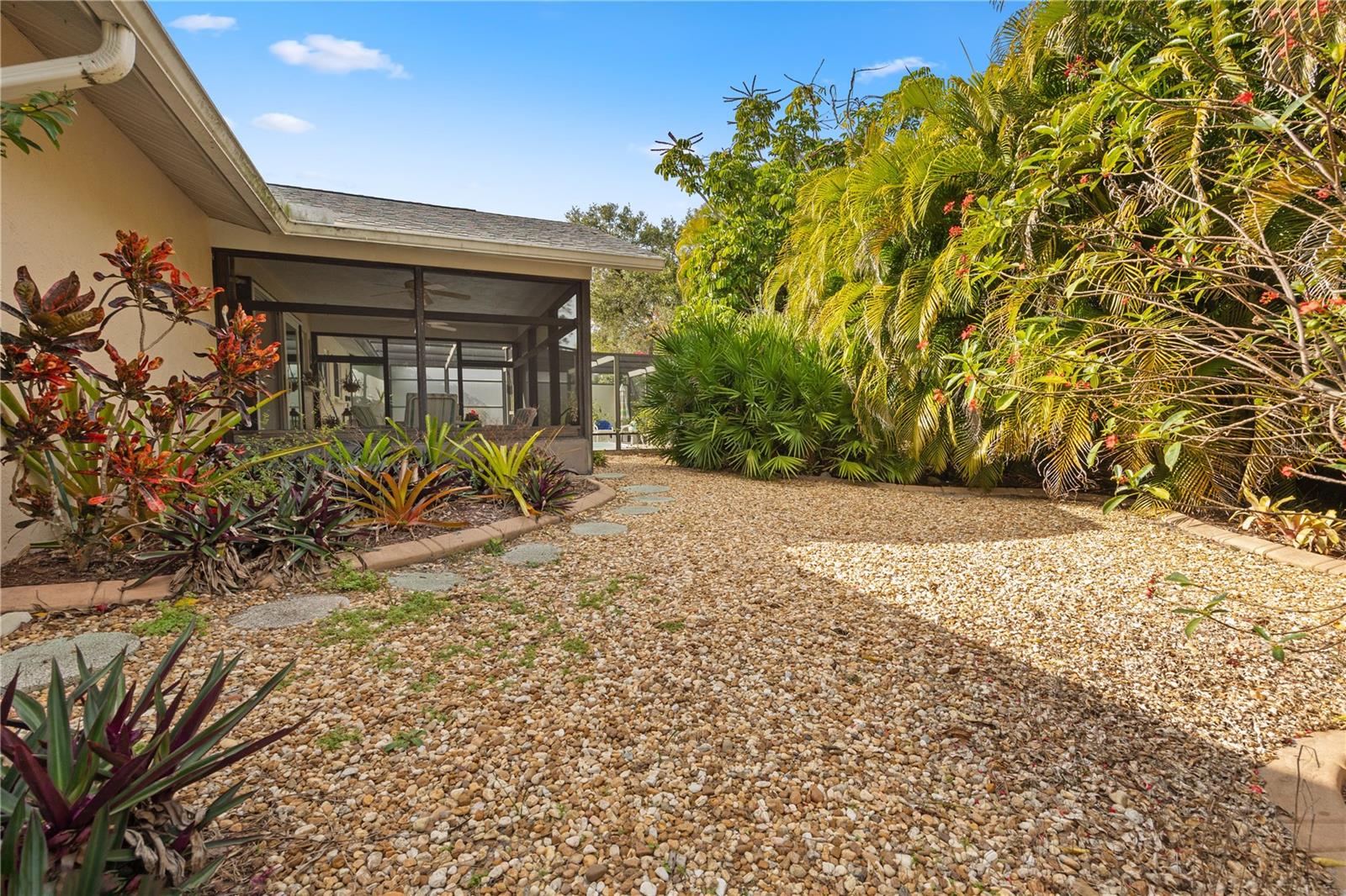 CORDES COVE - Residential