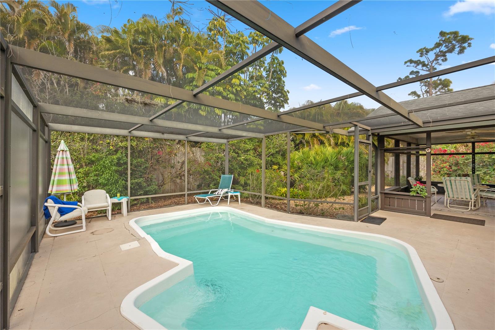 CORDES COVE - Residential