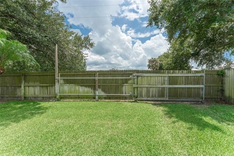 A home in VALRICO