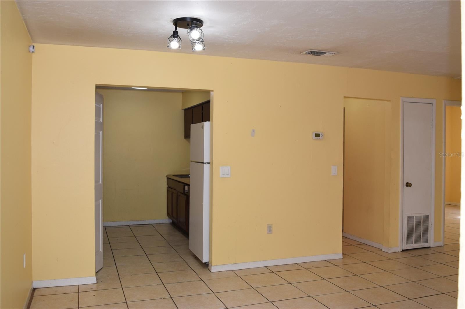 7423 SW 42ND PL 2