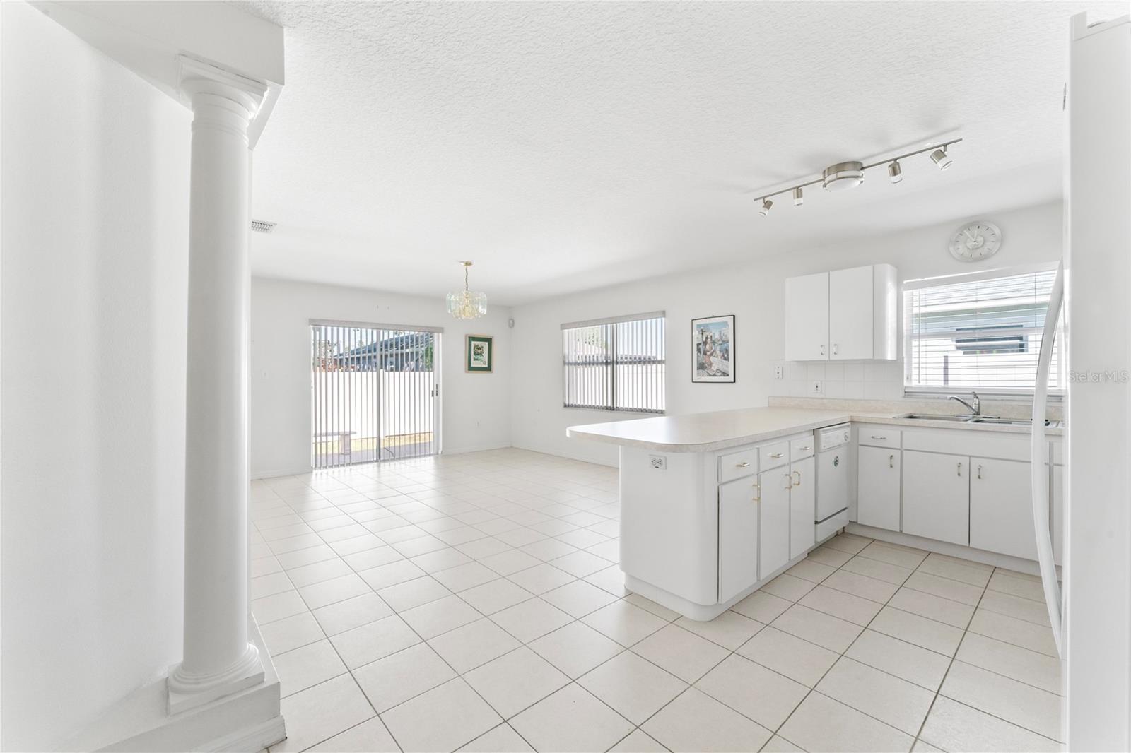 DREWS JOHN H SUB BLKS 1 TO 10 - Residential