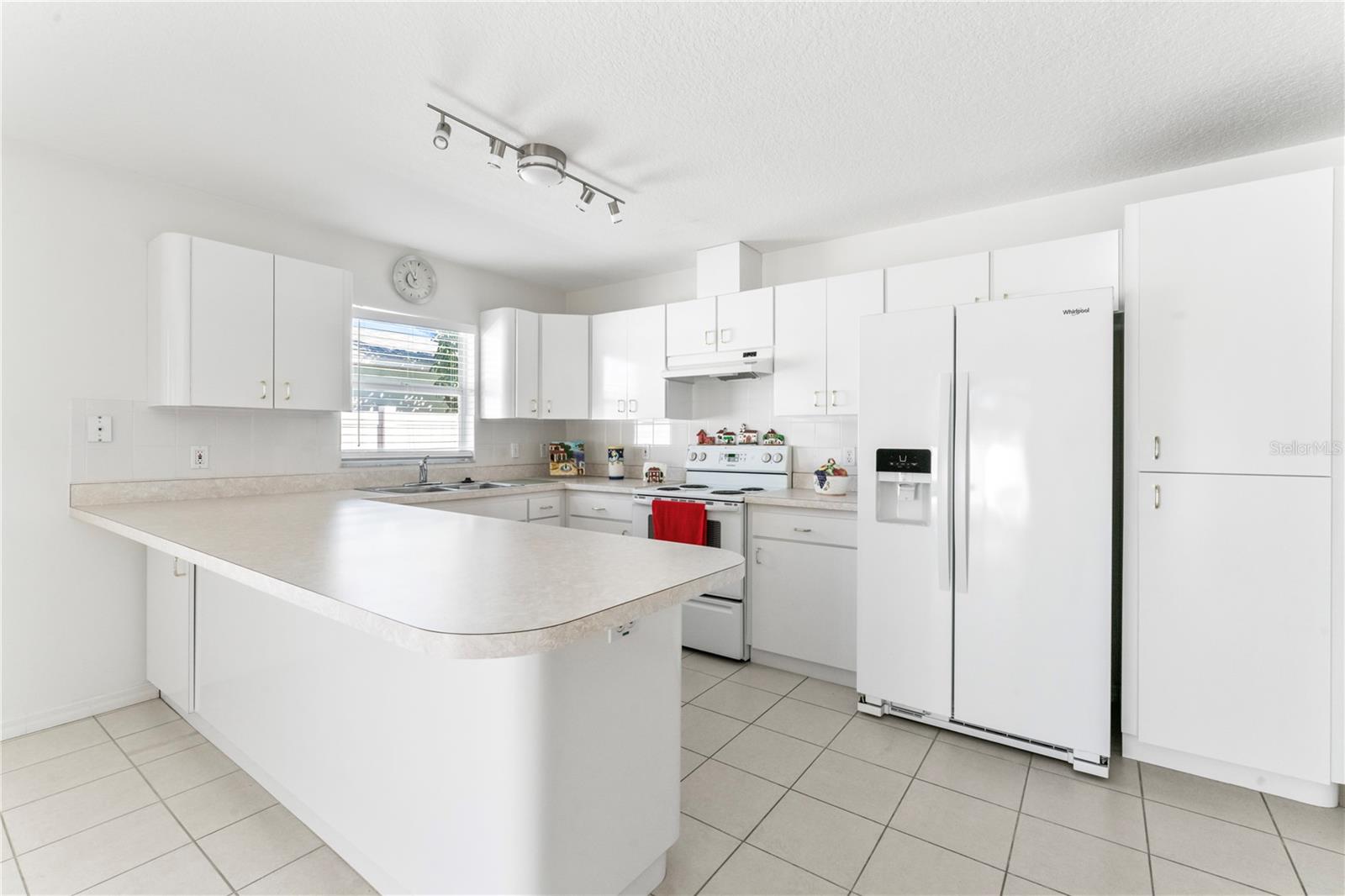 DREWS JOHN H SUB BLKS 1 TO 10 - Residential