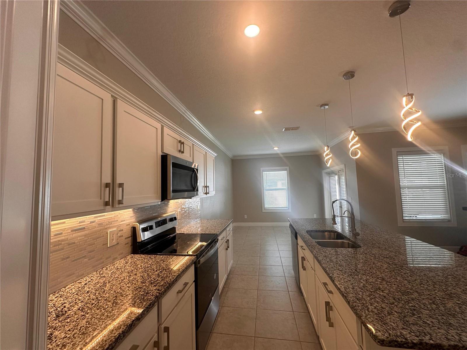 SUNBROOKE PH 2 - Residential Lease