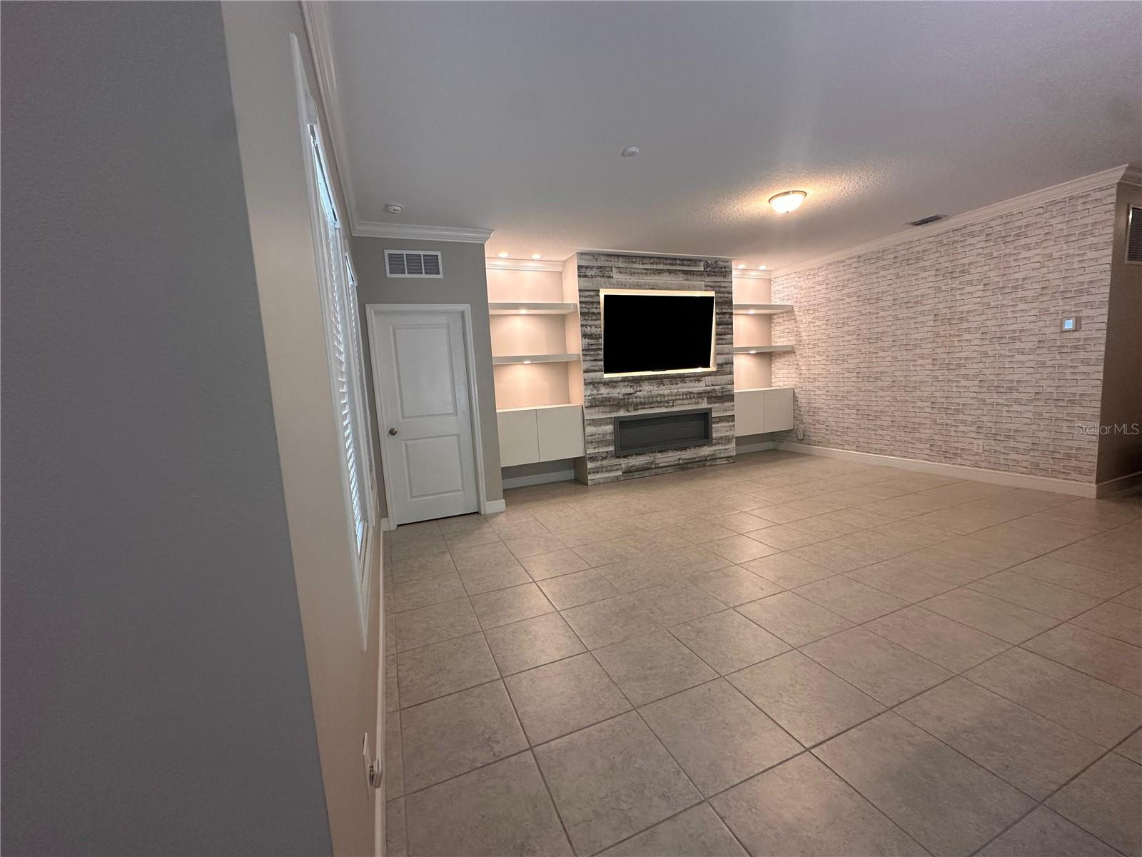 SUNBROOKE PH 2 - Residential Lease