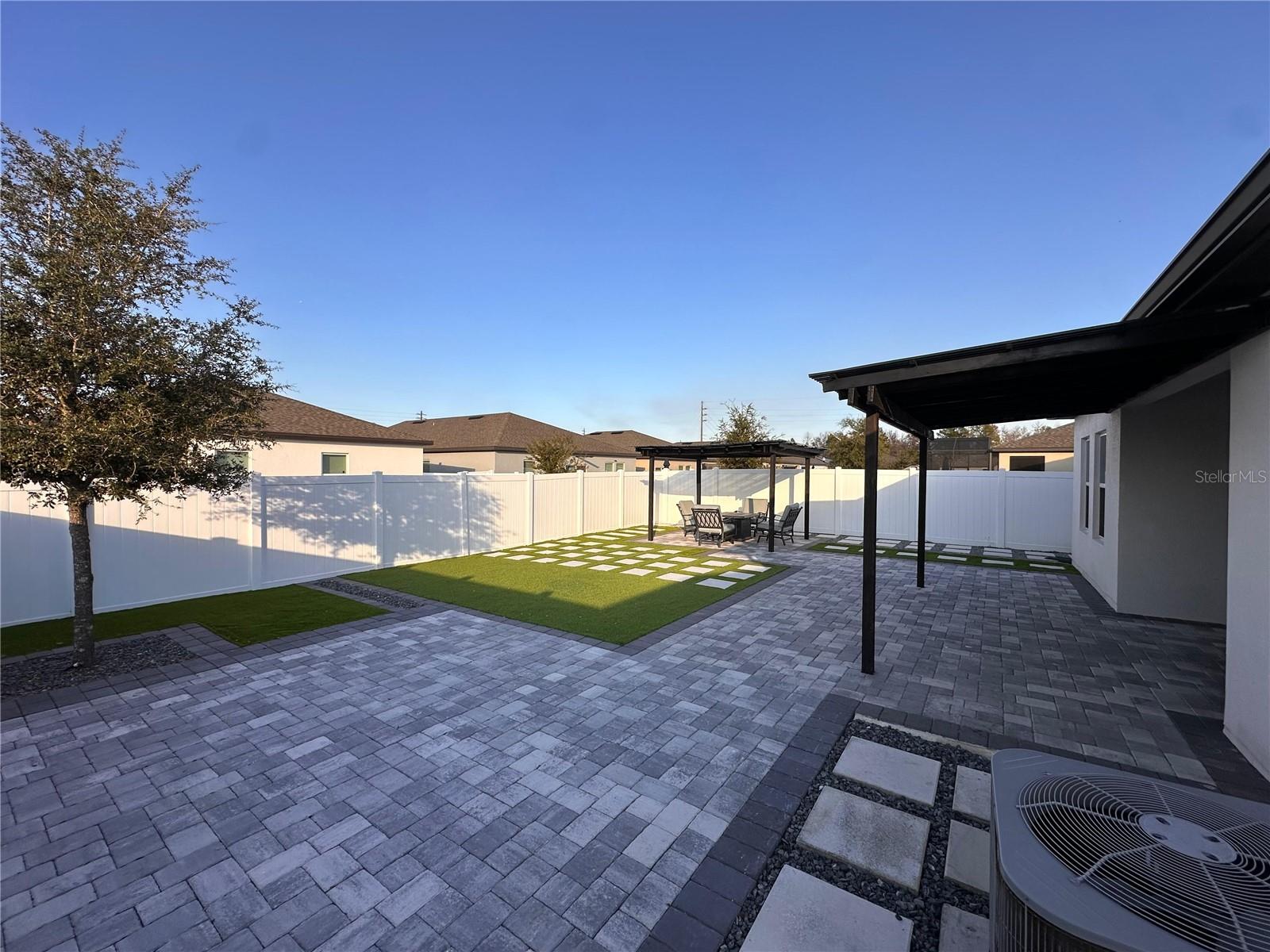 SUNBROOKE PH 2 - Residential Lease