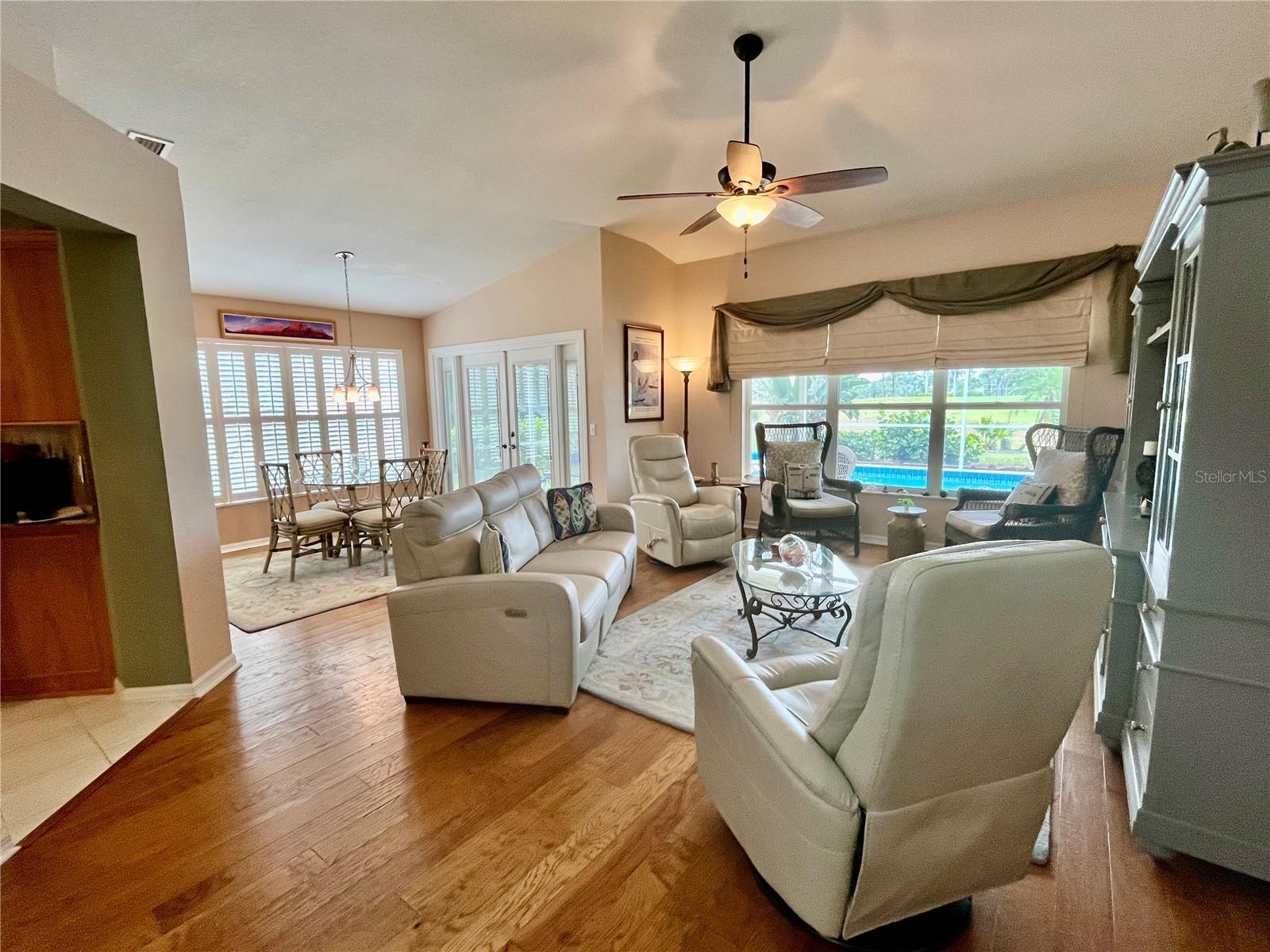 KING TARPON CONDO - Residential