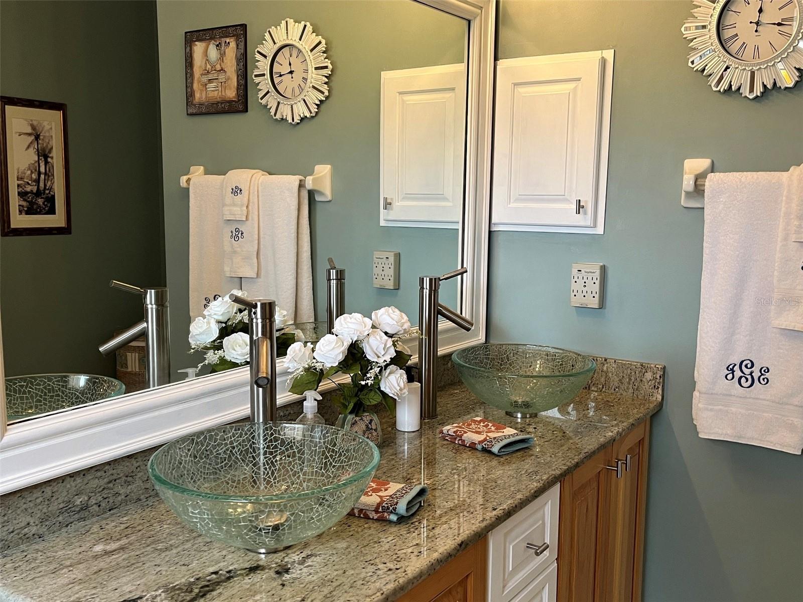 KING TARPON CONDO - Residential