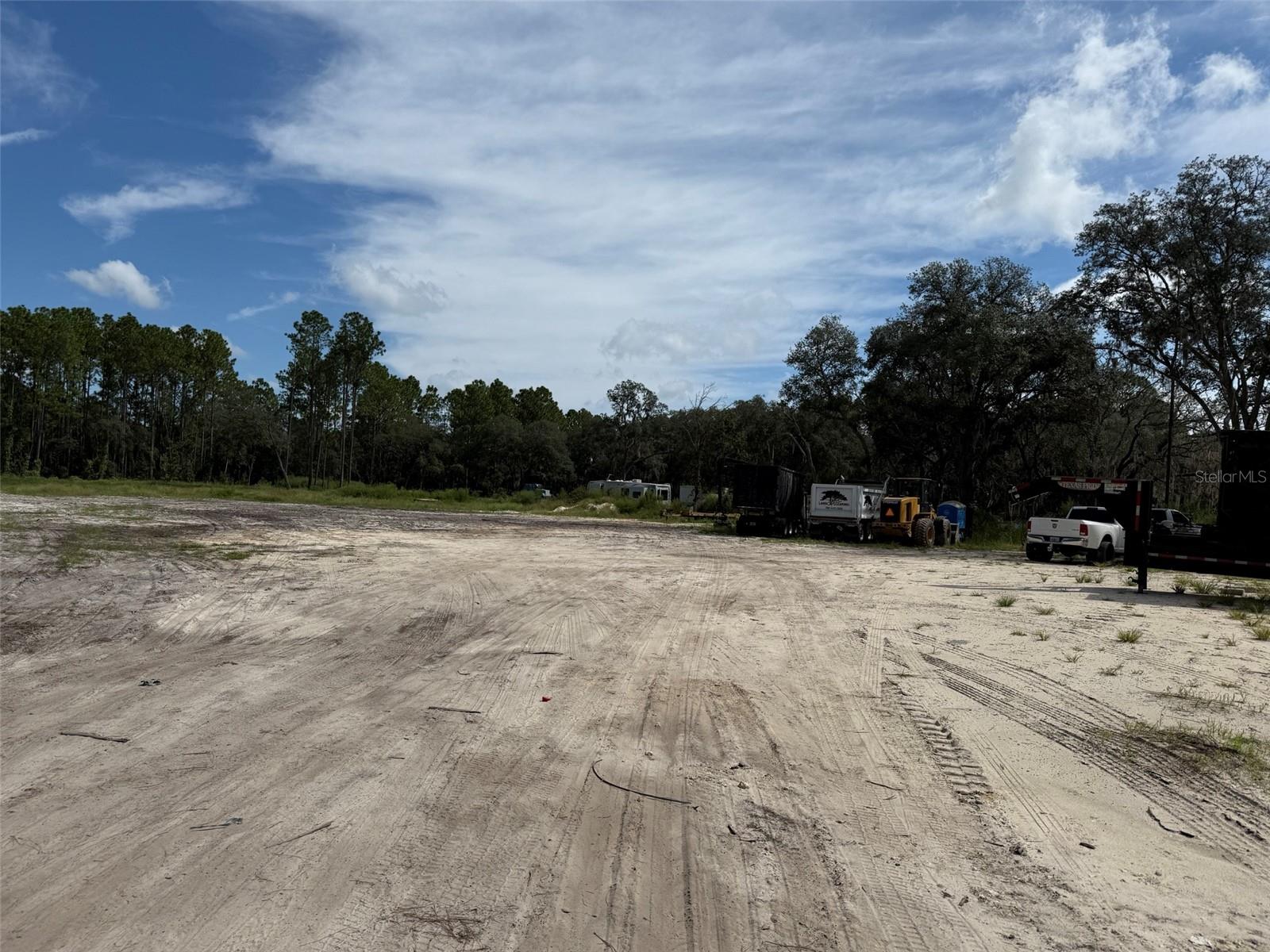 MARION OAKS RANCHES - Land