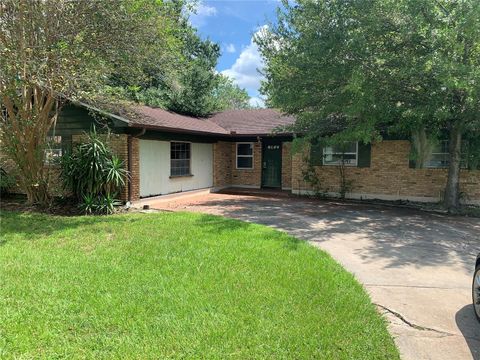 A home in ALTAMONTE SPRINGS