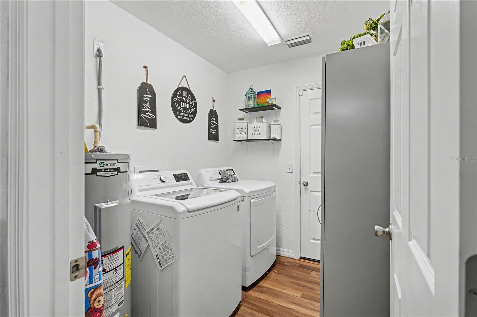 OCALA PARK ESTATES - Residential