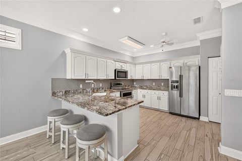 Tiny photo for 9888 SW 89th Lane Rd, Ocala, FL 34481 (MLS # OM731438)