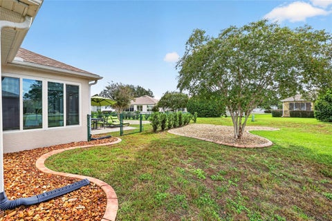 Tiny photo for 9888 SW 89th Lane Rd, Ocala, FL 34481 (MLS # OM731438)