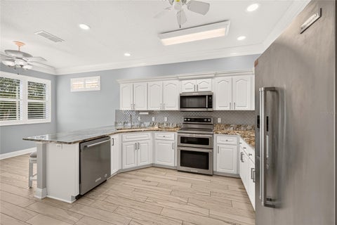 Tiny photo for 9888 SW 89th Lane Rd, Ocala, FL 34481 (MLS # OM731438)