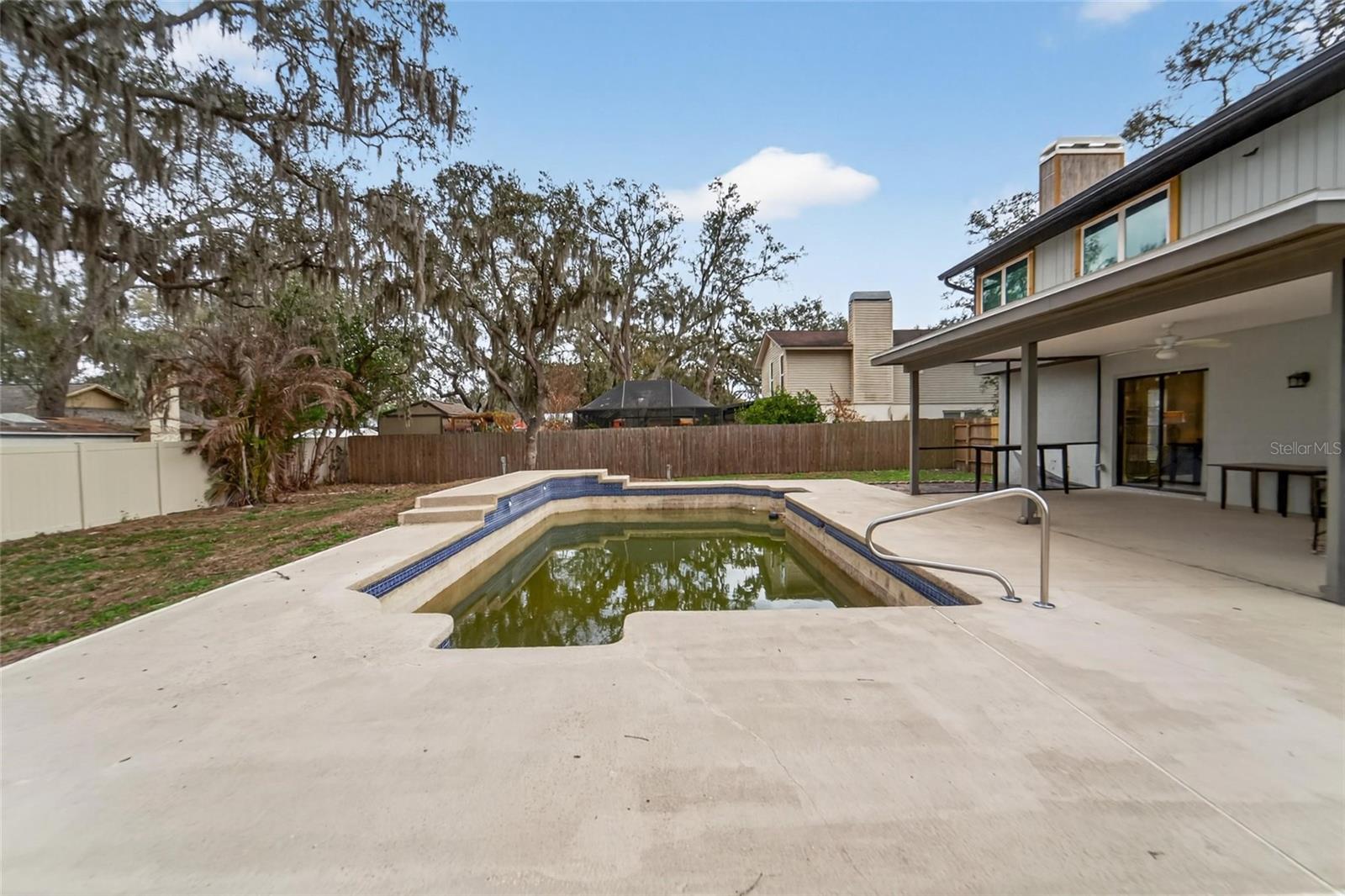 BLOOMINGDALE SEC D UNIT - Residential