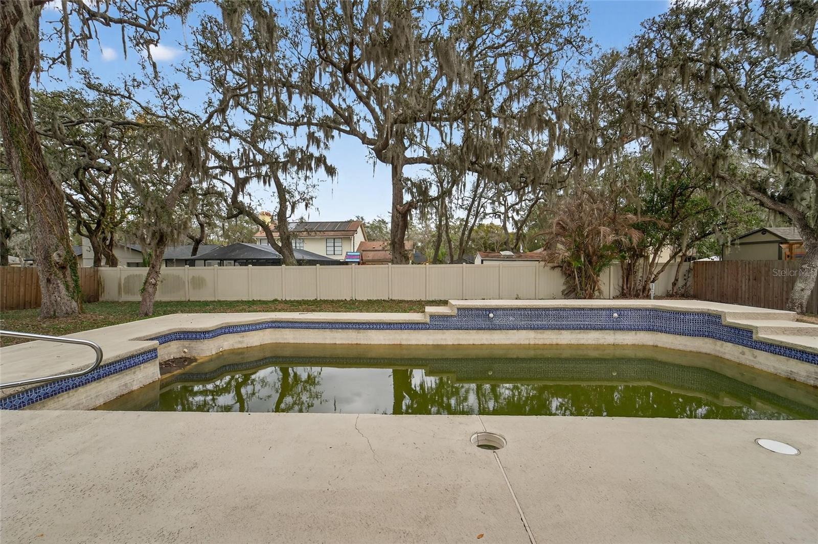 BLOOMINGDALE SEC D UNIT - Residential