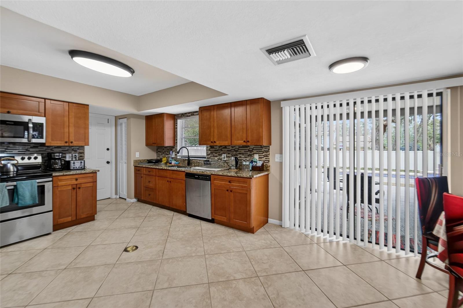 BLOOMINGDALE SEC D UNIT - Residential