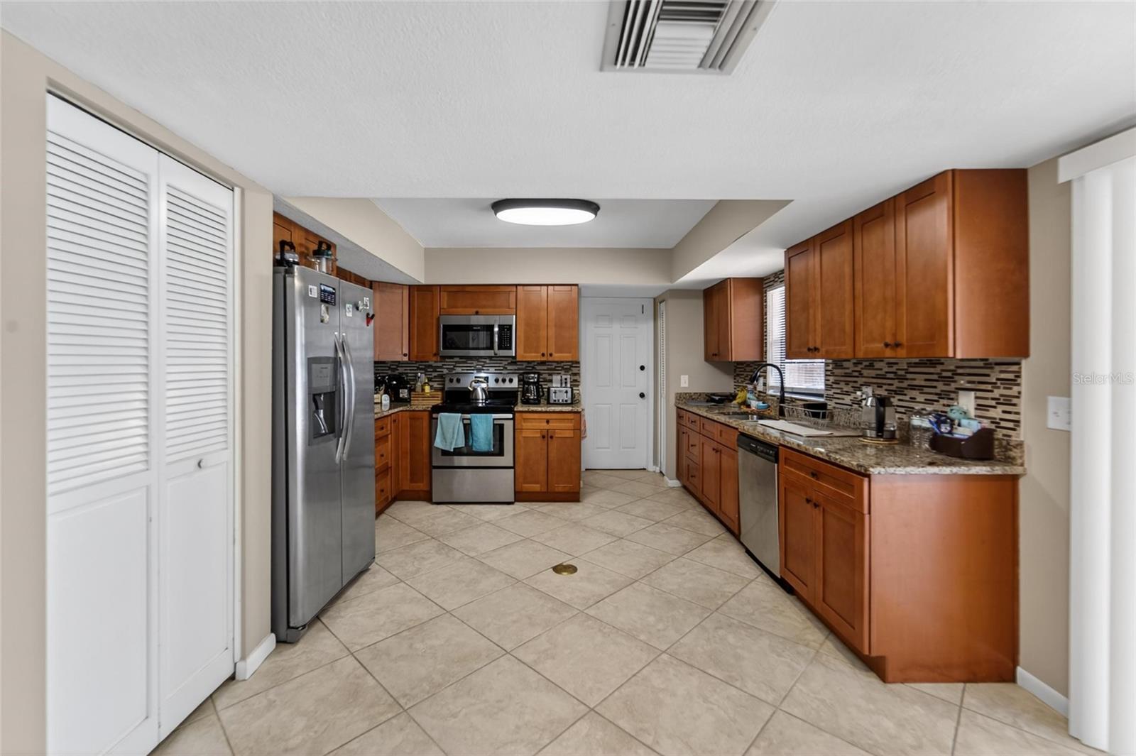 BLOOMINGDALE SEC D UNIT - Residential