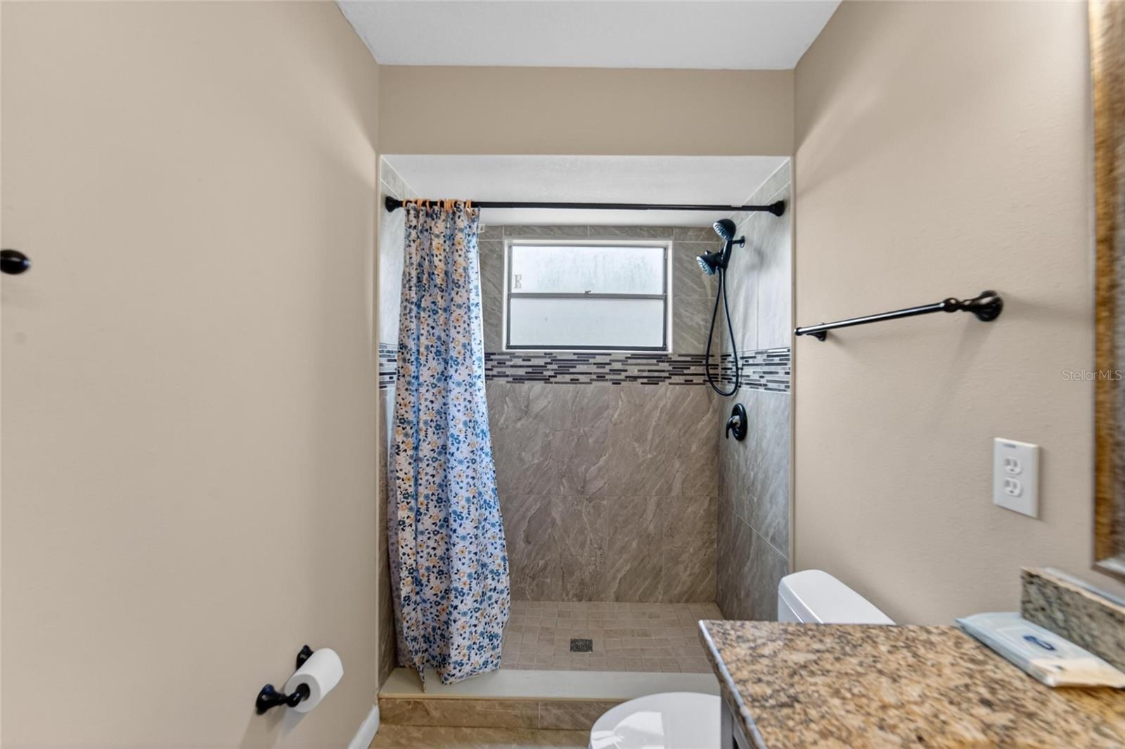 BLOOMINGDALE SEC D UNIT - Residential