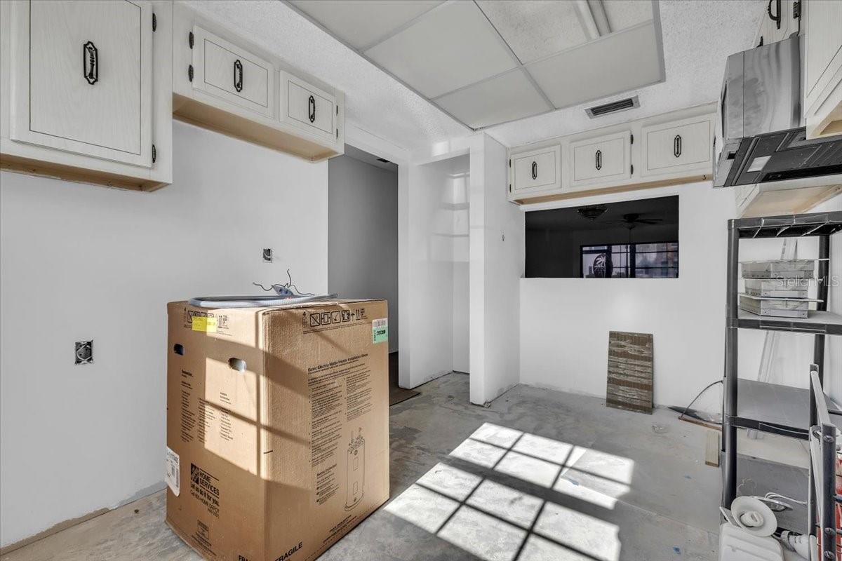 FOXMOOR CONDO - Residential