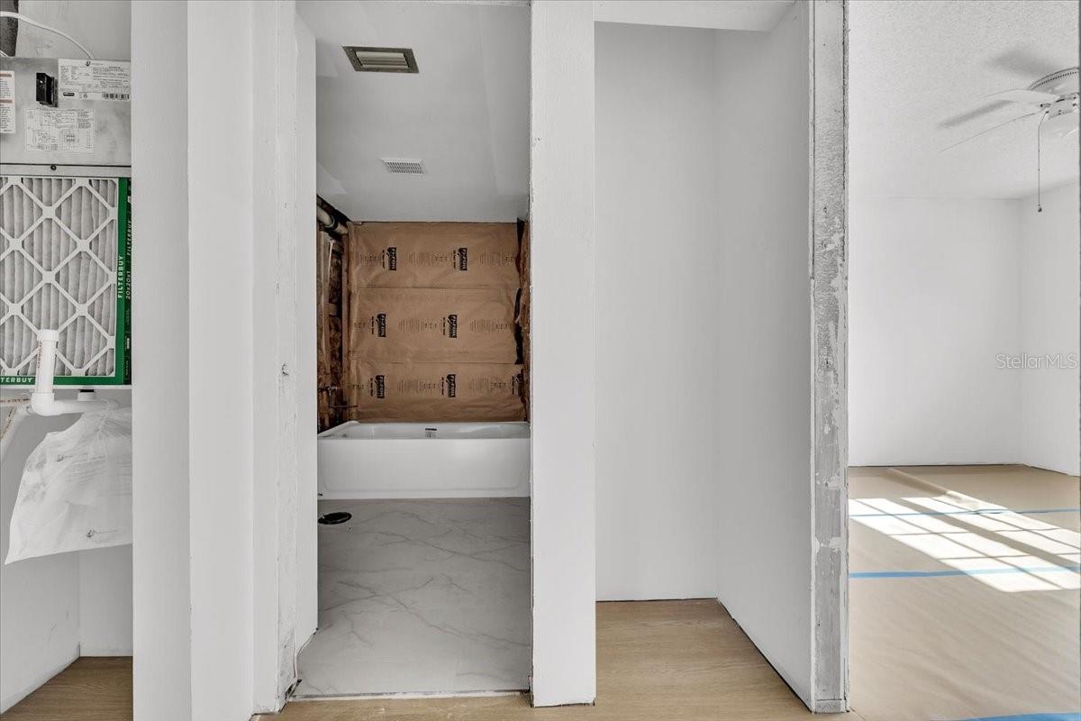 FOXMOOR CONDO - Residential