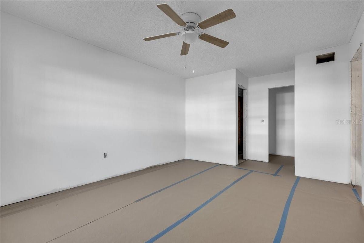 FOXMOOR CONDO - Residential