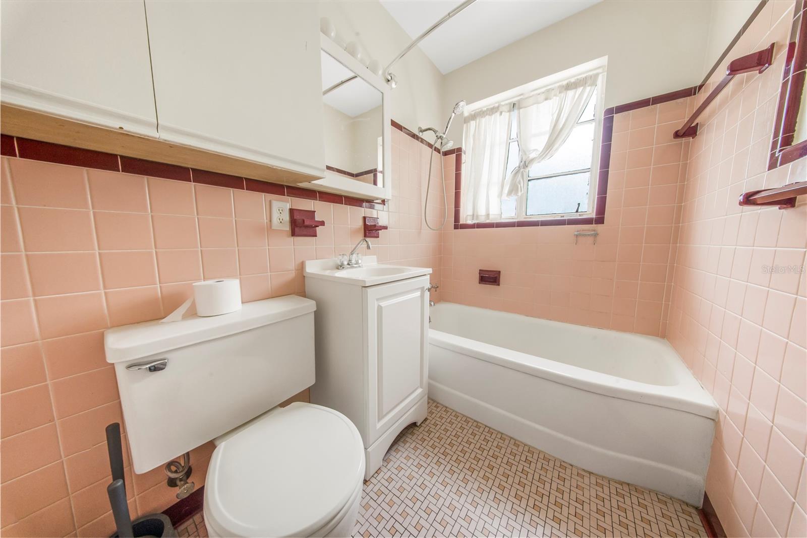 BAYOU VIEW - Residential