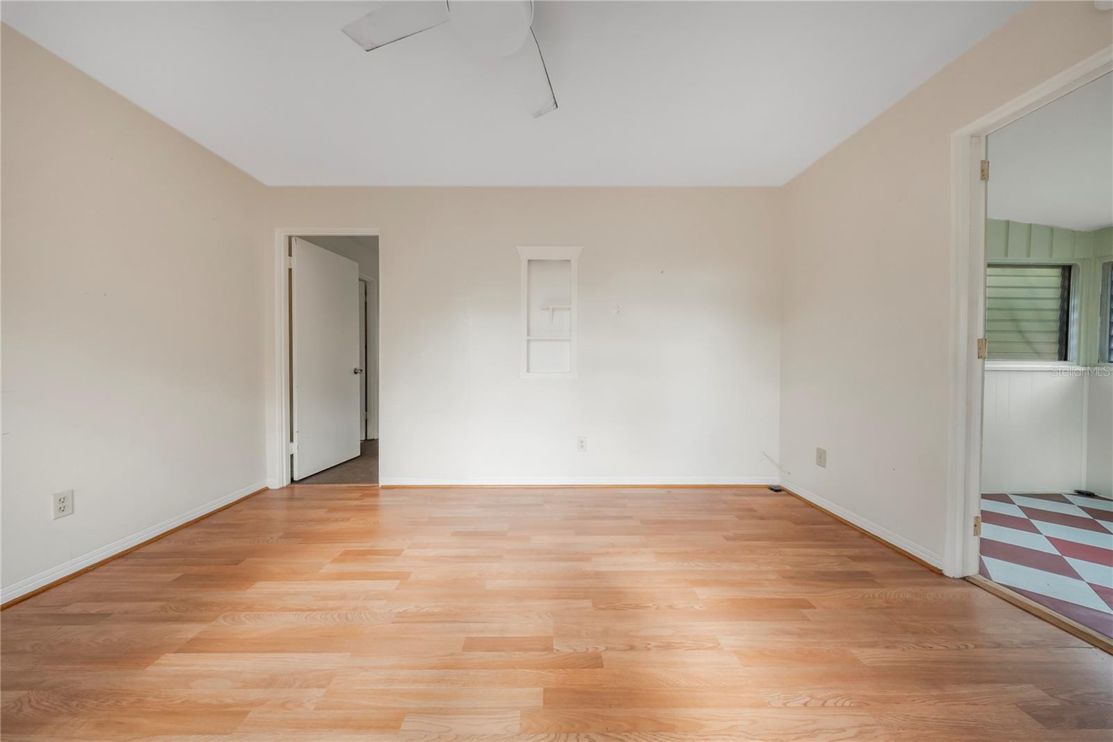 BAYOU VIEW - Residential