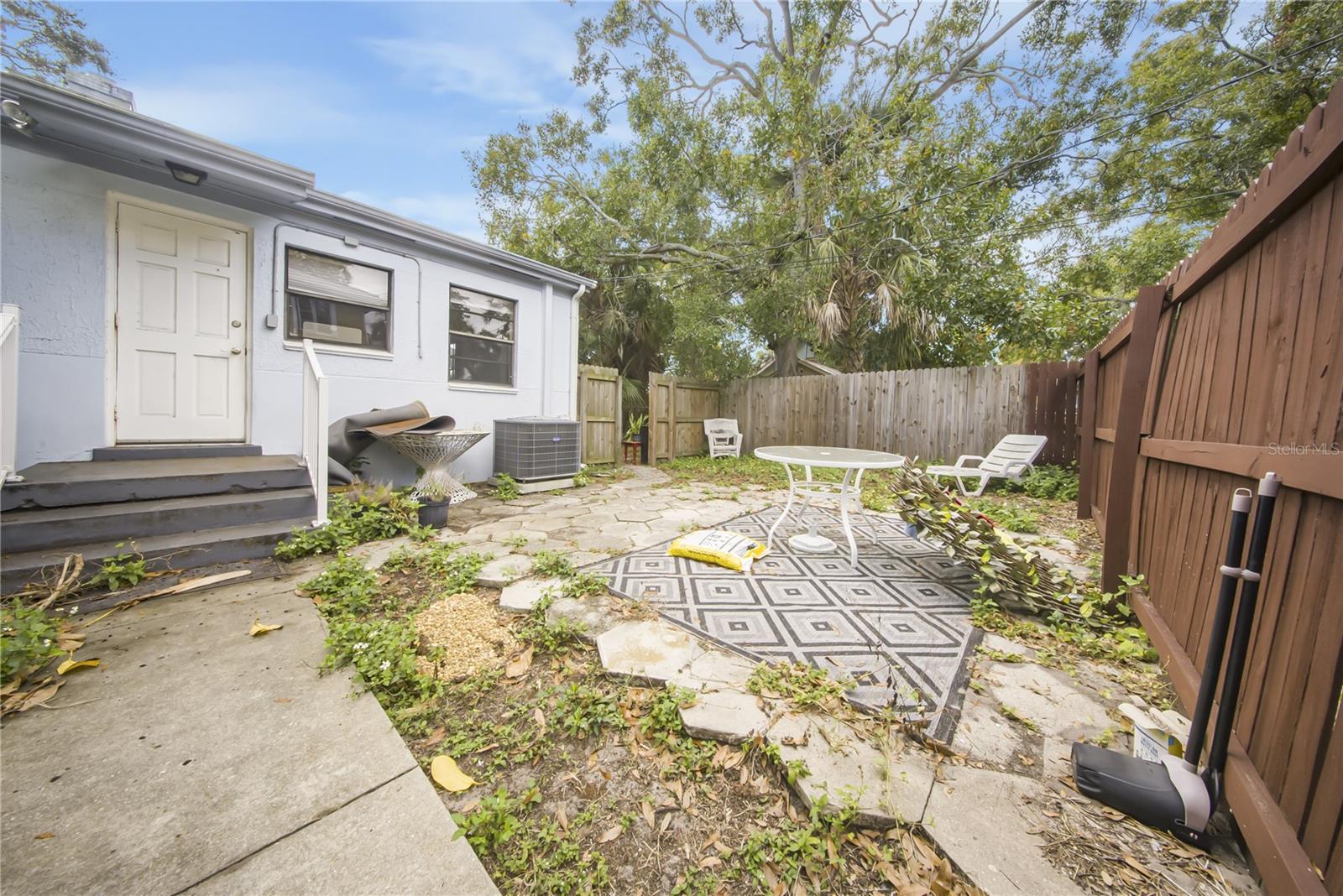 BAYOU VIEW - Residential