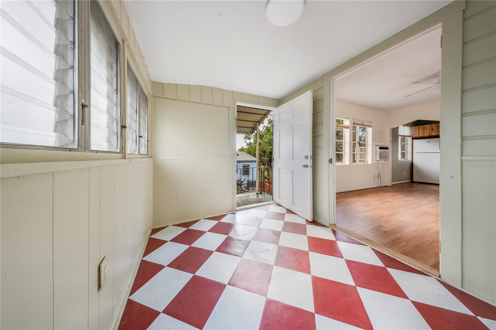 BAYOU VIEW - Residential