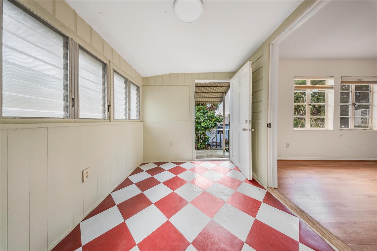 BAYOU VIEW - Residential