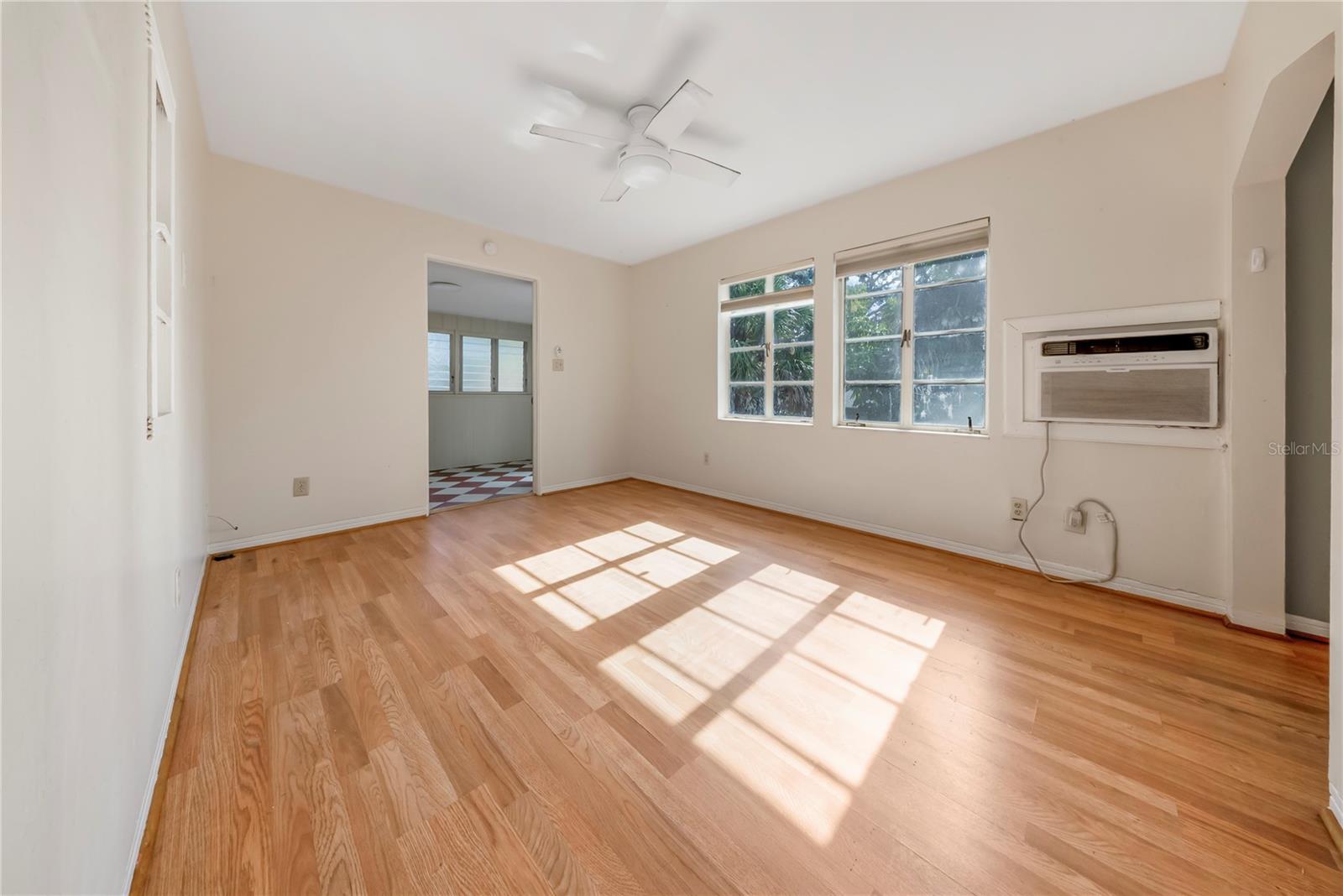 BAYOU VIEW - Residential