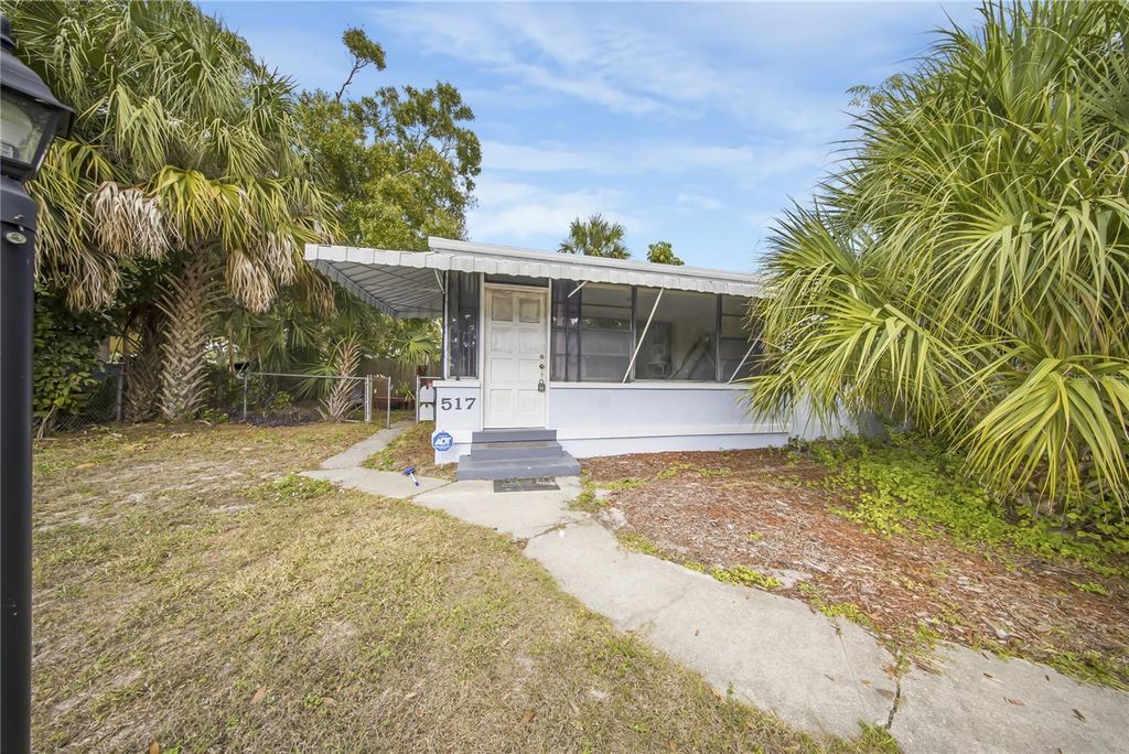Photo of 517 41st Avenue S, St Petersburg, FL 33705 (MLS # TB8459457)