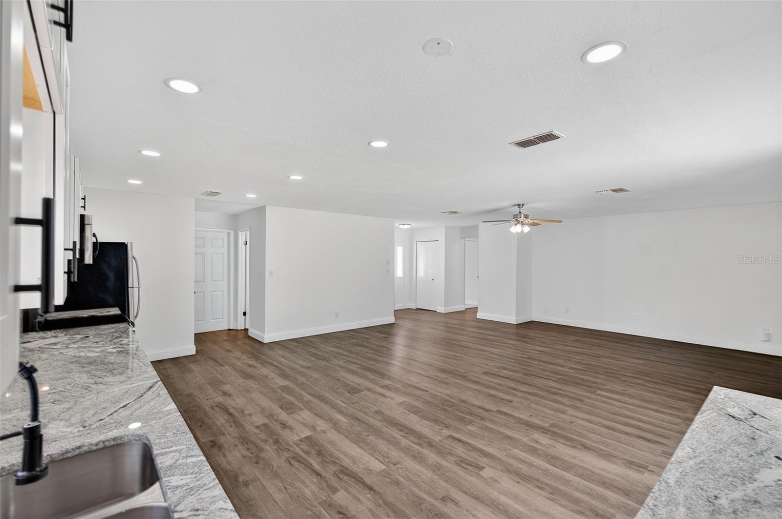 EAST GATE ESTATES - Residential